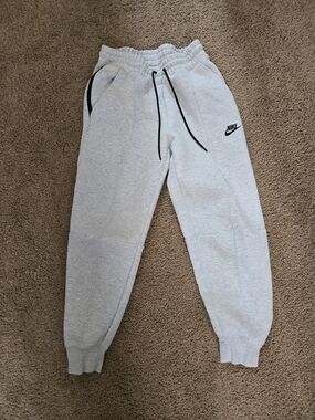 Nike Womens Tech Fleece Sweatpants - Worn A Couple Times